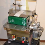 POLOAUTOMATICKÝ ETIKETKOVAČ MS